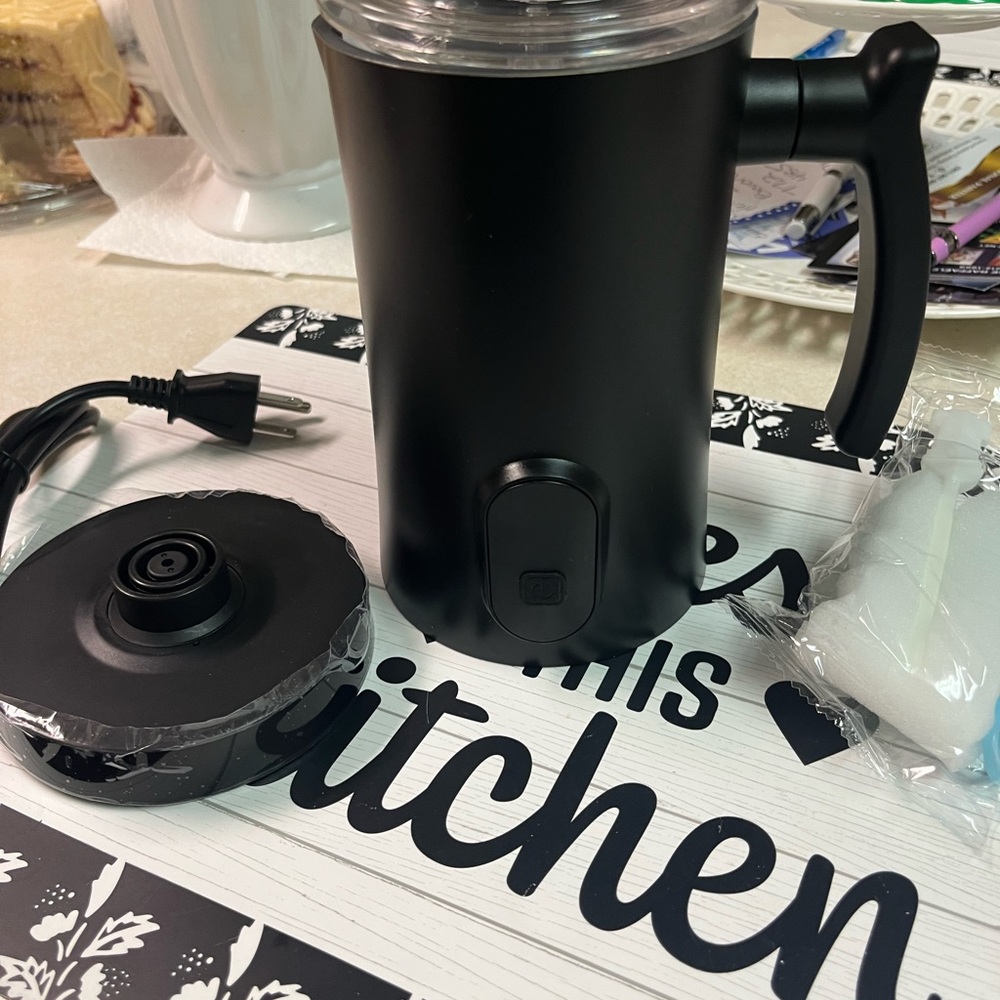 Black Electric Milk Frother NEW
